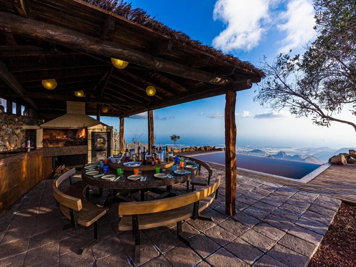 Historic Canarian House, Private Heated Infinity Pool, Bbq, Wifi + Panoramic Ocean Views Arona  Bagian luar foto